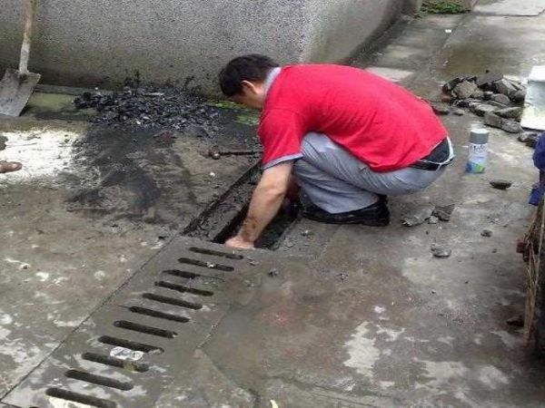 江苏化学管道疏通收费（苏州管道疏通收费）